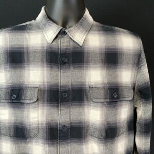 Lucky Brand Saturday Stretch Flannel Shirt Black and Gray Plaid Soft Mens Medium